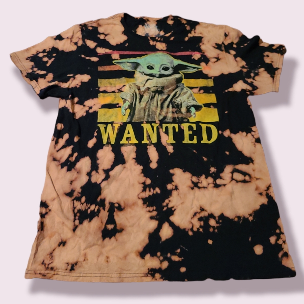 Reverse Tie Dye Baby Yoda Shirt